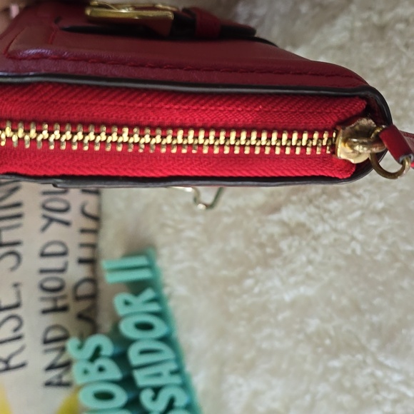 Valentina  Red Leather Zip Around Accordian Women's Wallet - Picture 7 of 15